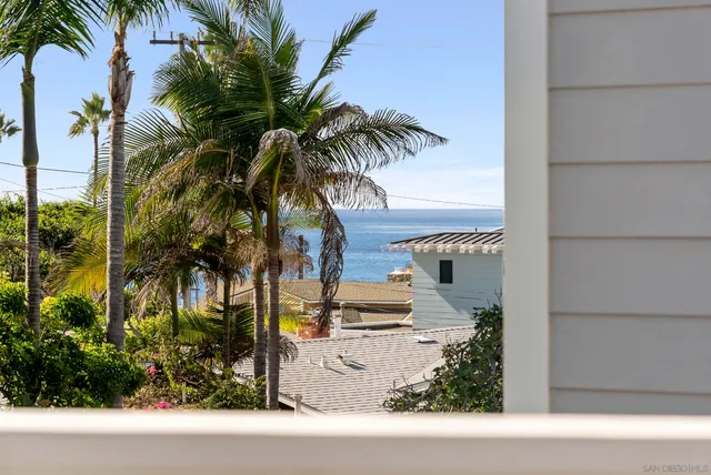 $3,595,000 | 247 Playa Del Norte Street, La Jolla, CA 92037