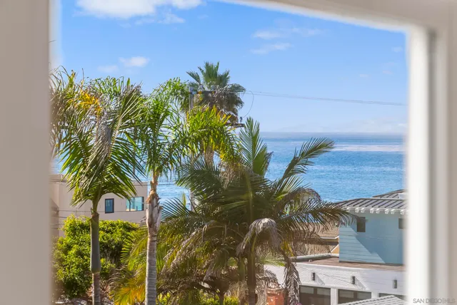 $3,595,000 | 247 Playa Del Norte Street, La Jolla, CA 92037