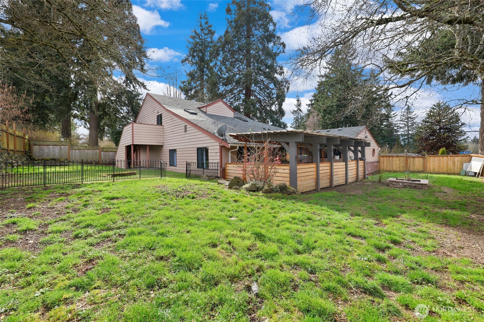 20604 4th Avenue South Des Moines, WA 98198 - Photo 32 of 39