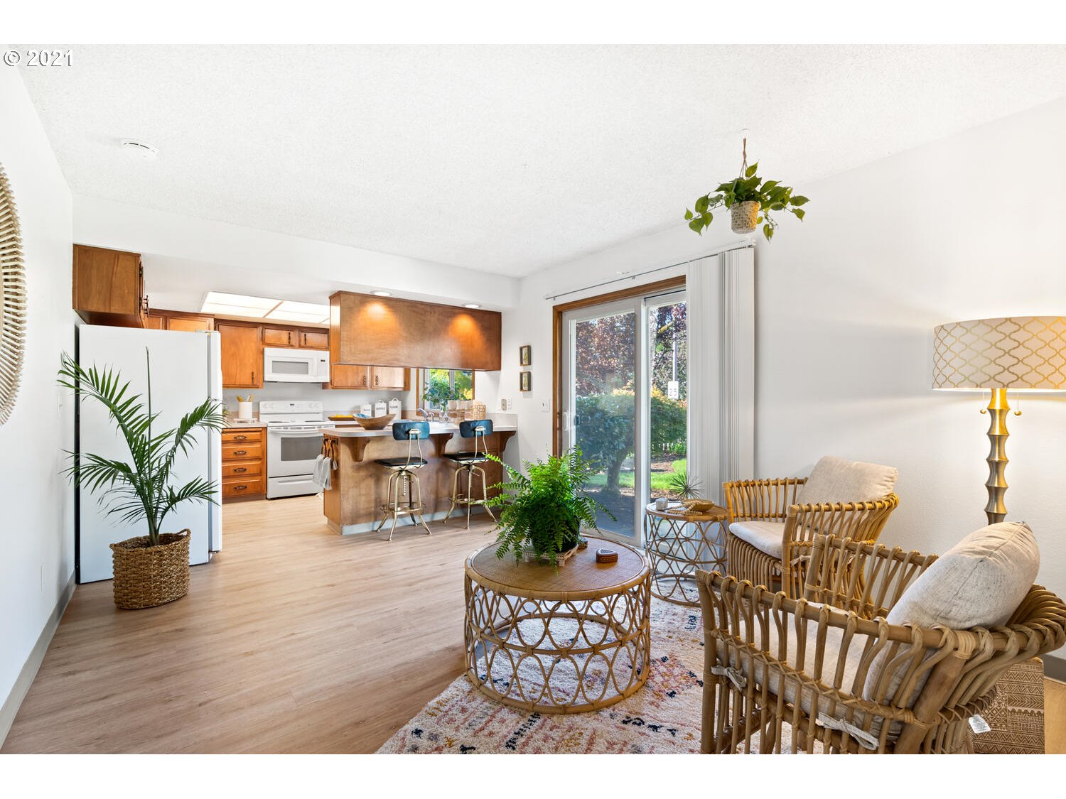 6965 Southwest Molalla Bend Road Wilsonville, OR 97070 - Photo 4 of 27 Gallery Image 4