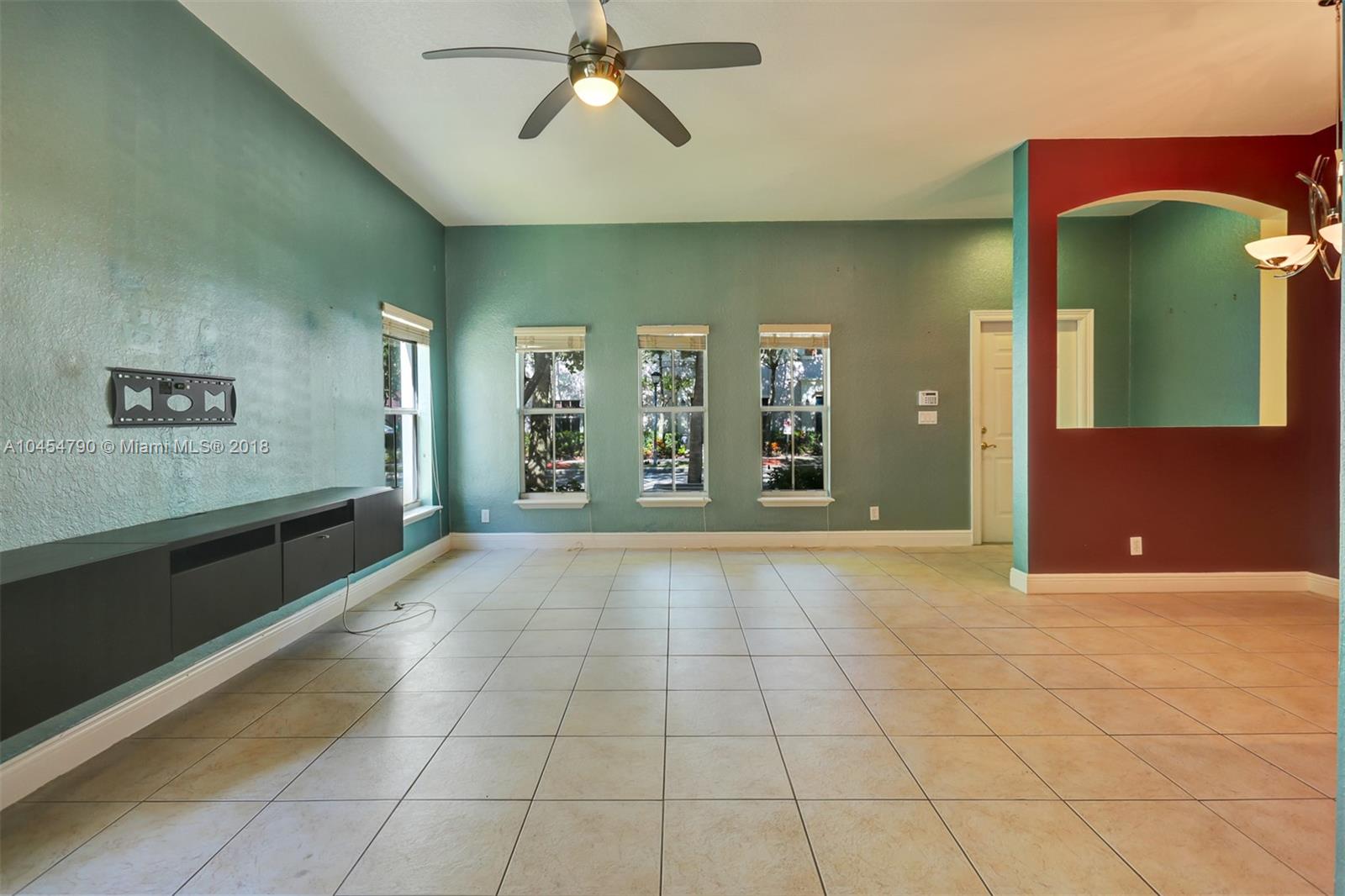 2127 Southwest 99th Way Miramar, FL 33025 - Photo 13 of 43 a view of a hallway with entryway