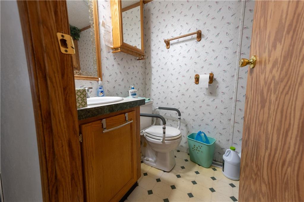 476 Blockhouse Run Road New Brighton, PA 15066 - Photo 11 of 20 Gallery Image 11