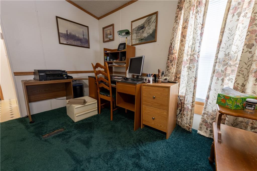 476 Blockhouse Run Road New Brighton, PA 15066 - Photo 17 of 20 Gallery Image 17
