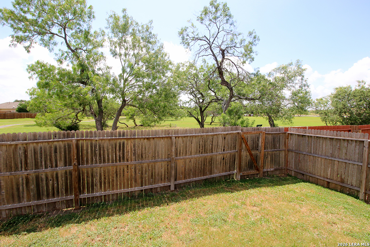 2446 Keyhole View Converse, TX 78109 - Photo 25 of 30