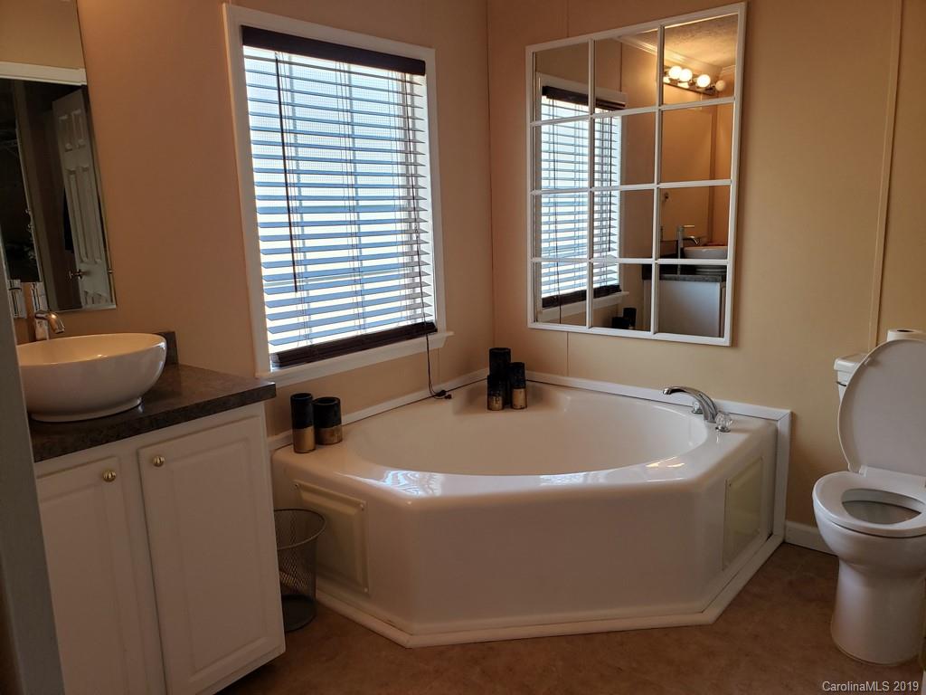 625 Morgan Hill Road Fairview, NC 28730 - Photo 15 of 22 Gallery Image 15