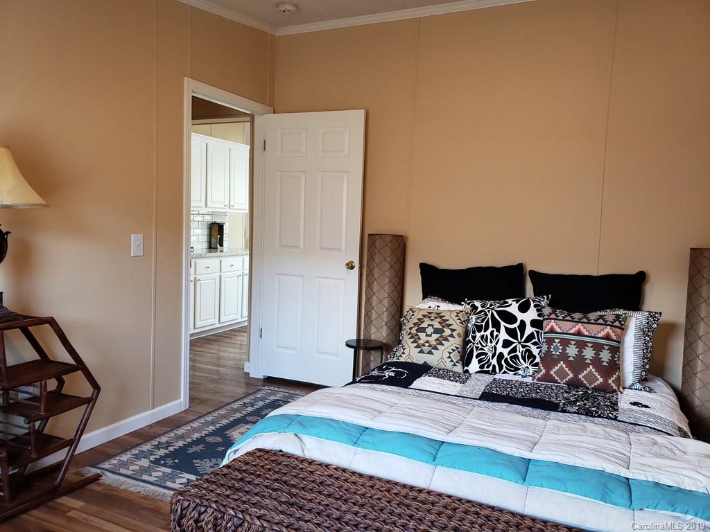 625 Morgan Hill Road Fairview, NC 28730 - Photo 10 of 22 Gallery Image 10