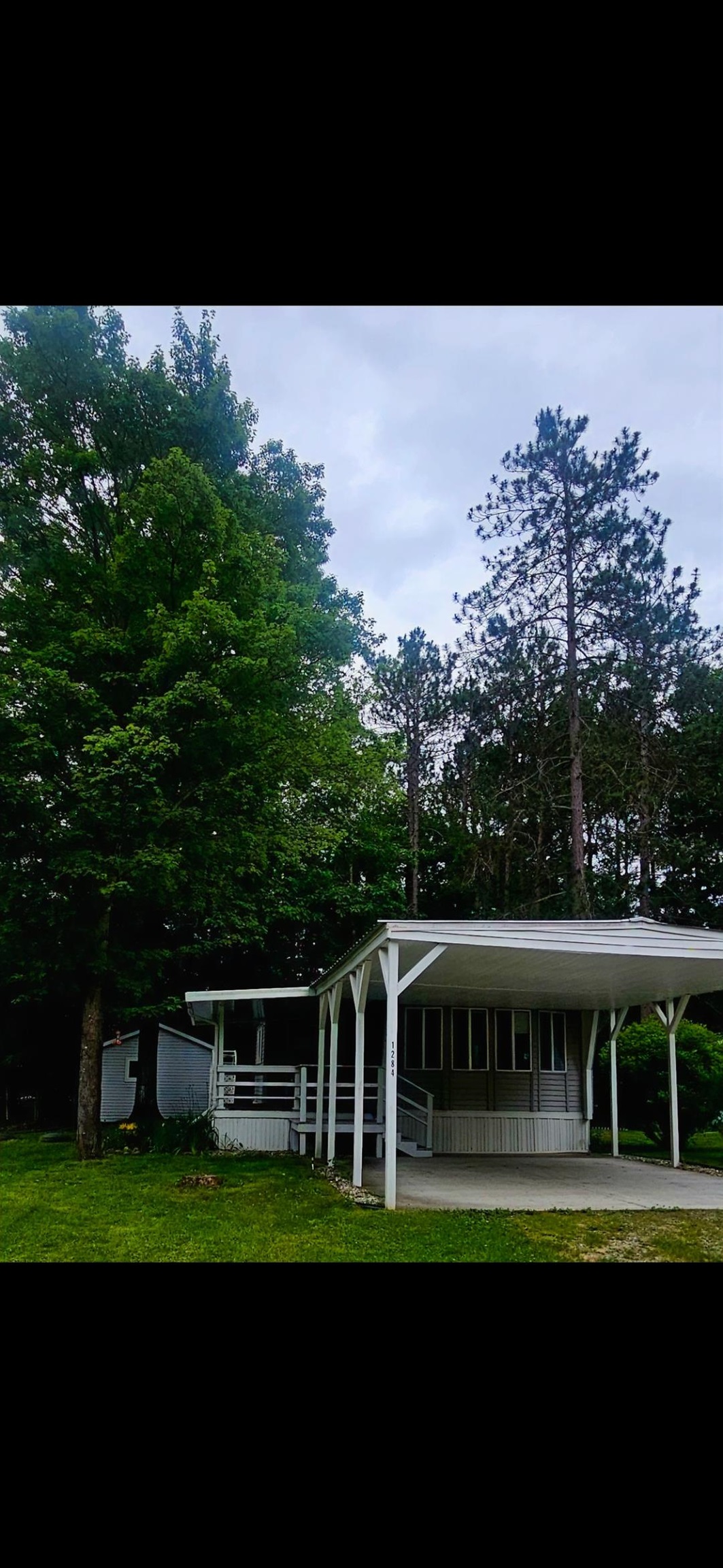 1284 Channel Way Gladwin, MI 48624 - Photo 22 of 25 1947499-e0fb2963-f0dc-40e7-b65e-e1c45576ffe6.JPG