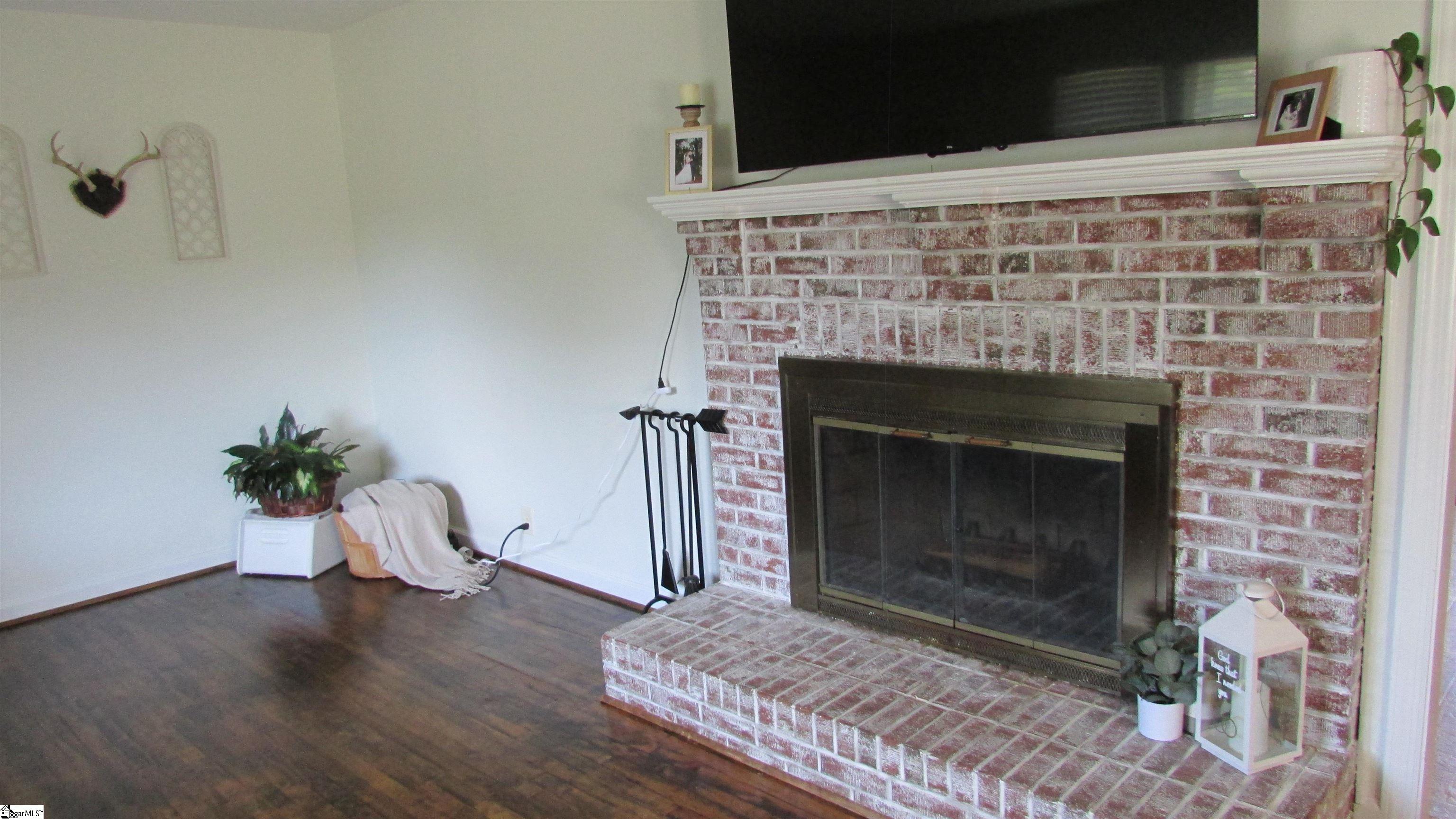 1071 State Rd S-30-82 Laurens, SC 29360 - Photo 4 of 27