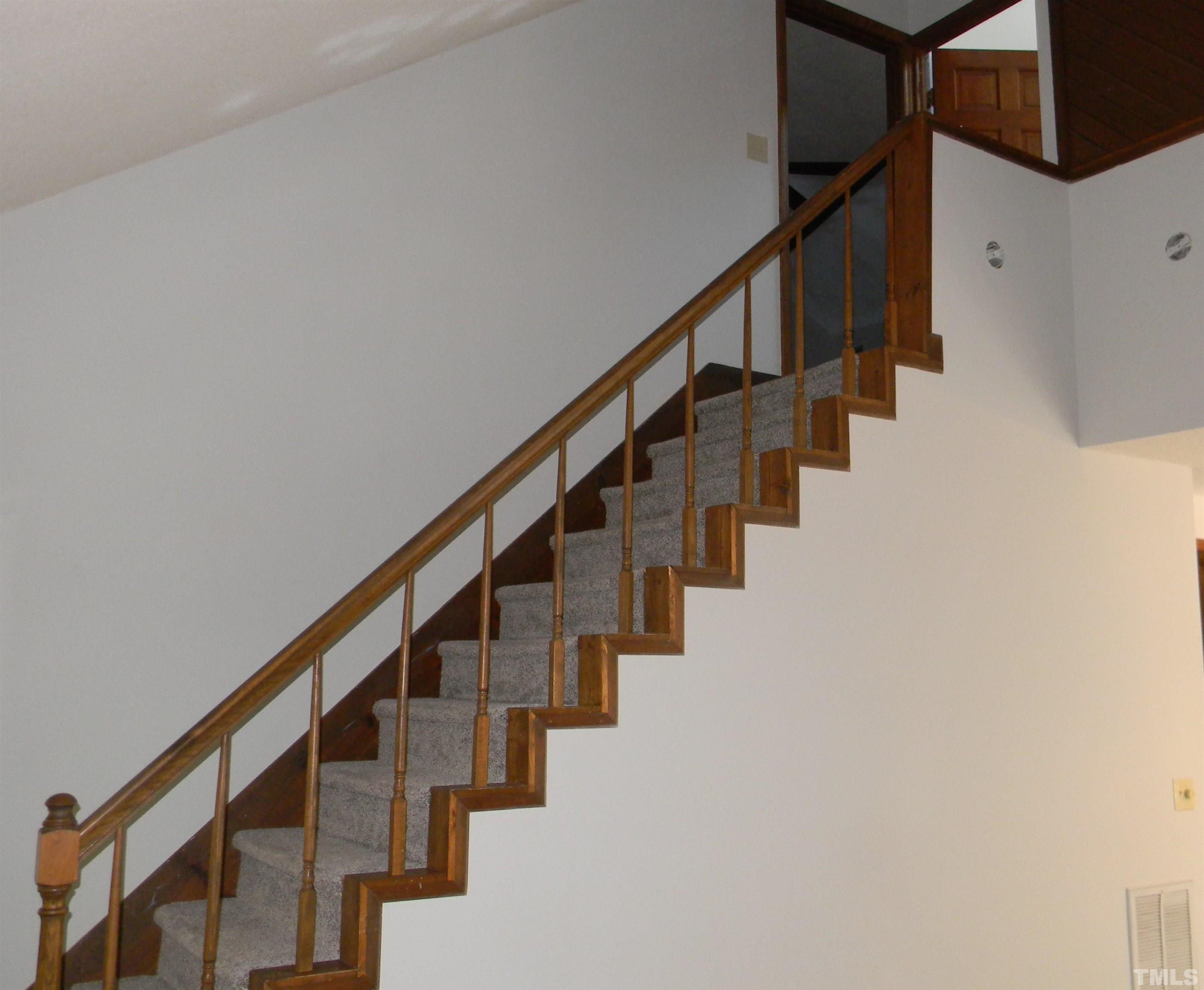 531 Brent Road Raleigh, NC 27606 - Photo 8 of 21