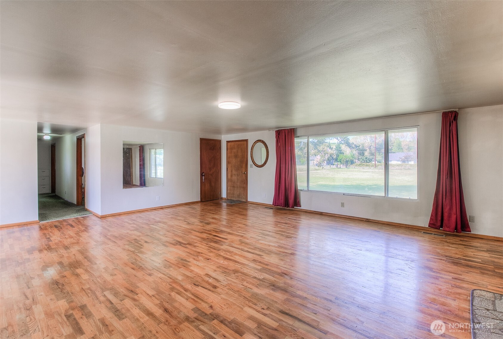 11704 Gilbert Road Yakima, WA 98903 - Photo 7 of 25