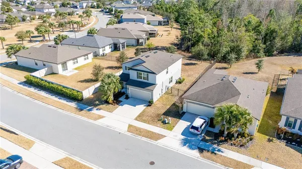 a picture of city view