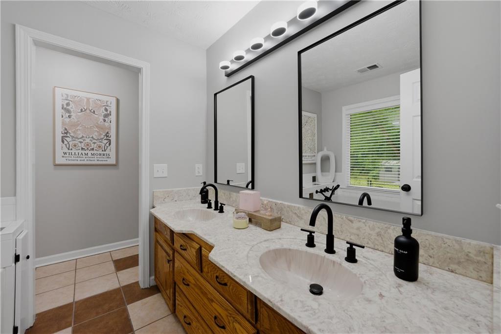 542 Knox Chapel Road Social Circle, GA 30025 - Photo 10 of 52