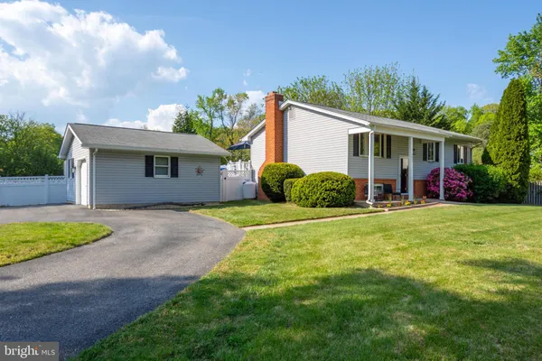 $599,000 | 3542 Loch Haven Drive, Edgewater, MD 21037