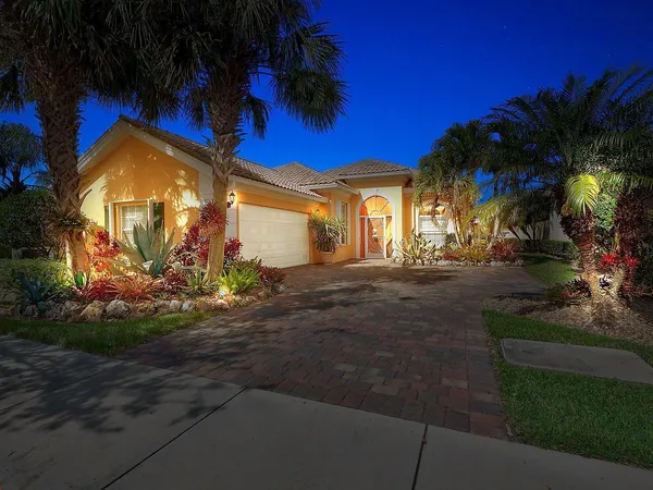 $3,200 | 11378 Southwest Rockingham Drive, Port St. Lucie, FL 34987