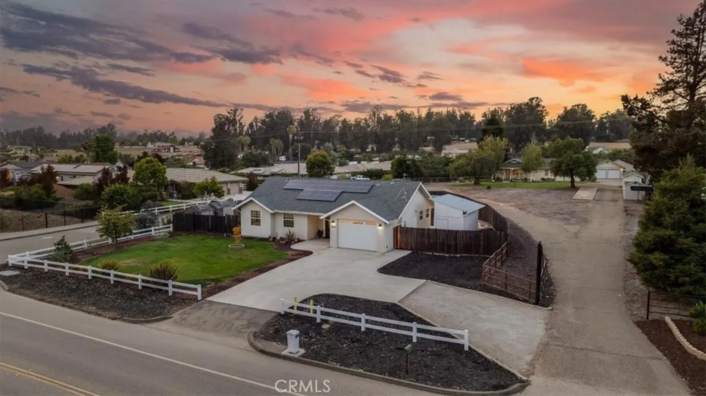 814 Pomeroy Road Nipomo, CA 93444 - Photo 6 of 63 Two homes on 1.5 acres. Both with wrap around driveways.