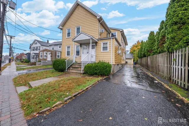 $1,975 | 6 1st Avenue, Raritan, NJ 08869