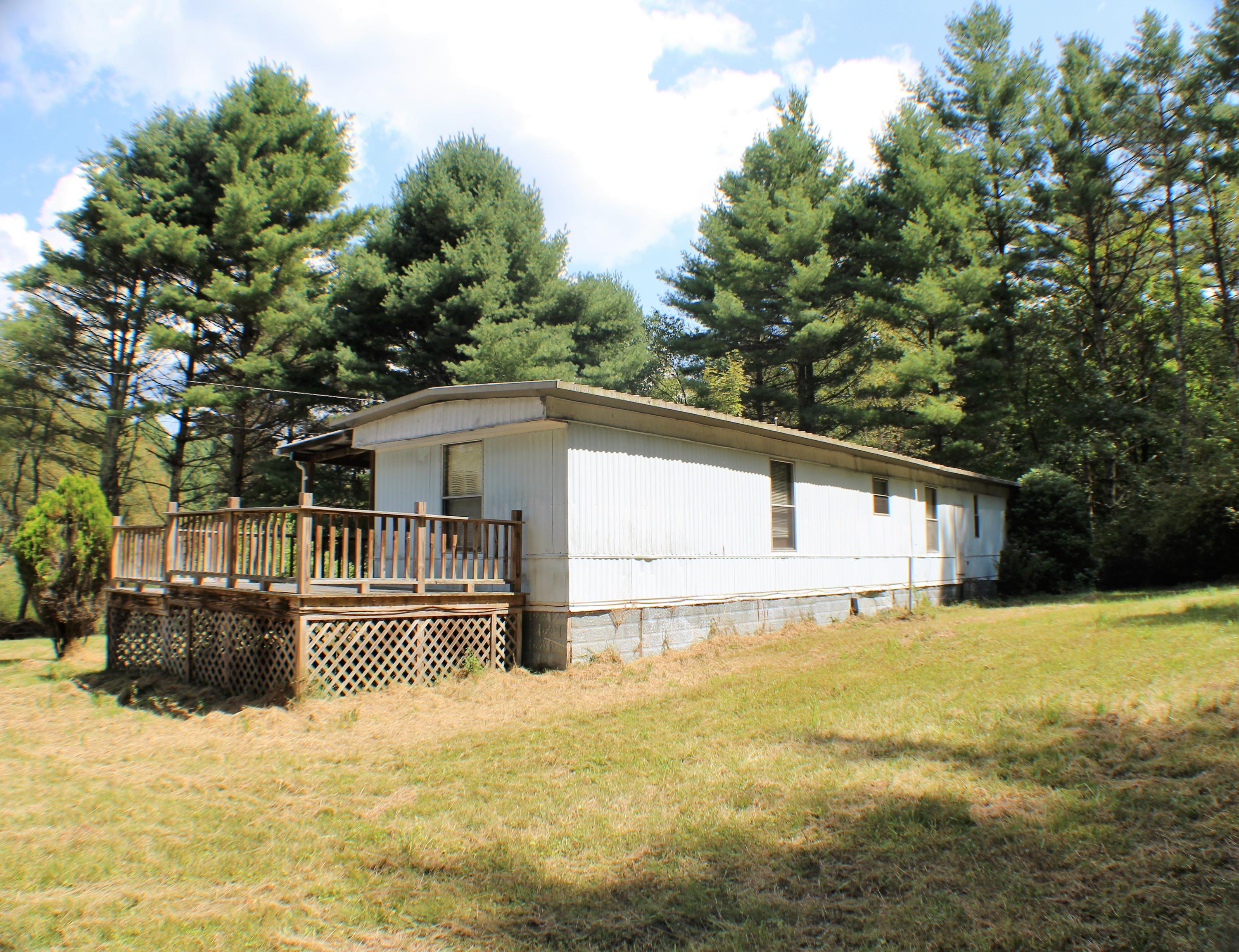 406 Curry Road Dunmore, WV 24934 - Photo 17 of 25 Gallery Image 17