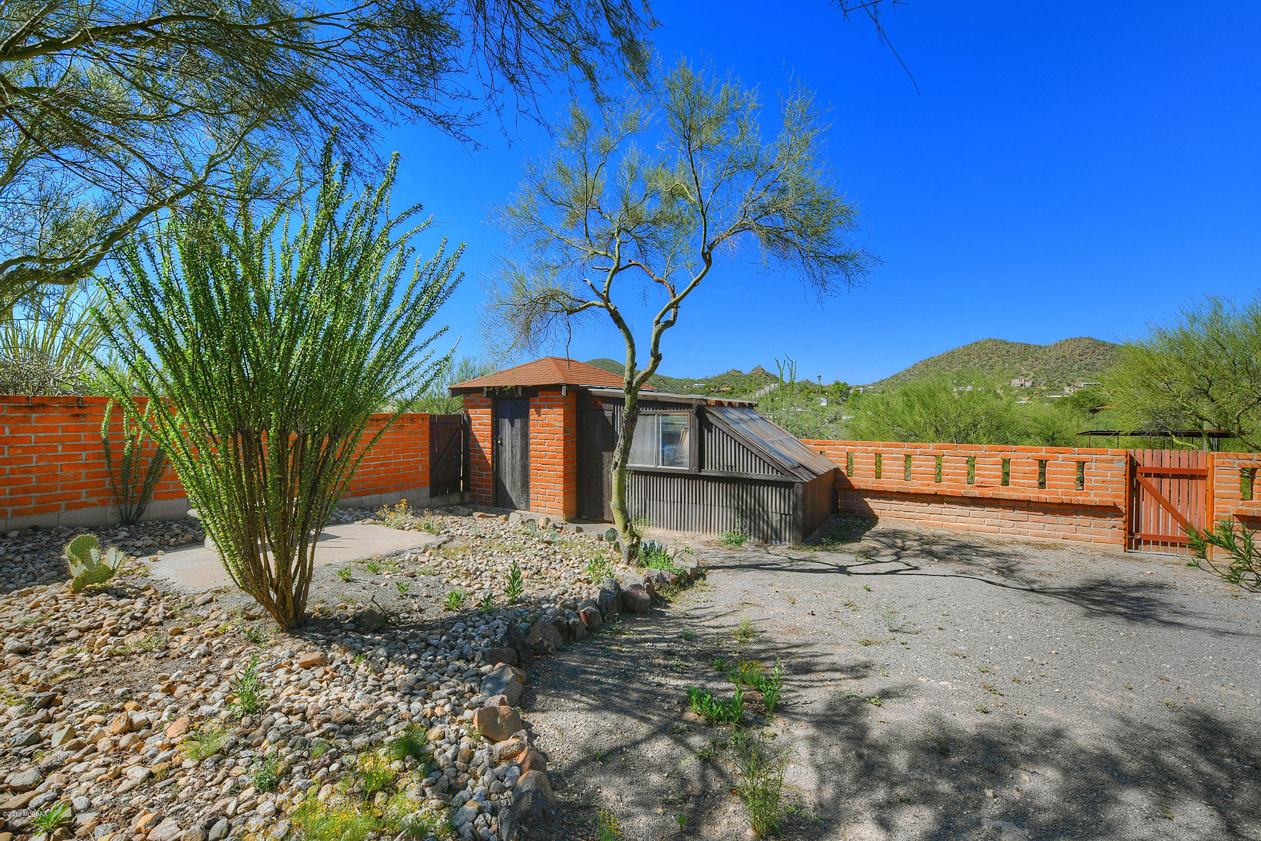 3925 West Mossman Road Tucson, AZ 85746 - Photo 24 of 32 Gallery Image 24