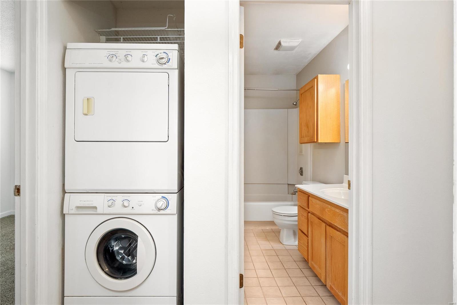 1504 Swallow Drive St. Louis, MO 63144 - Photo 12 of 23