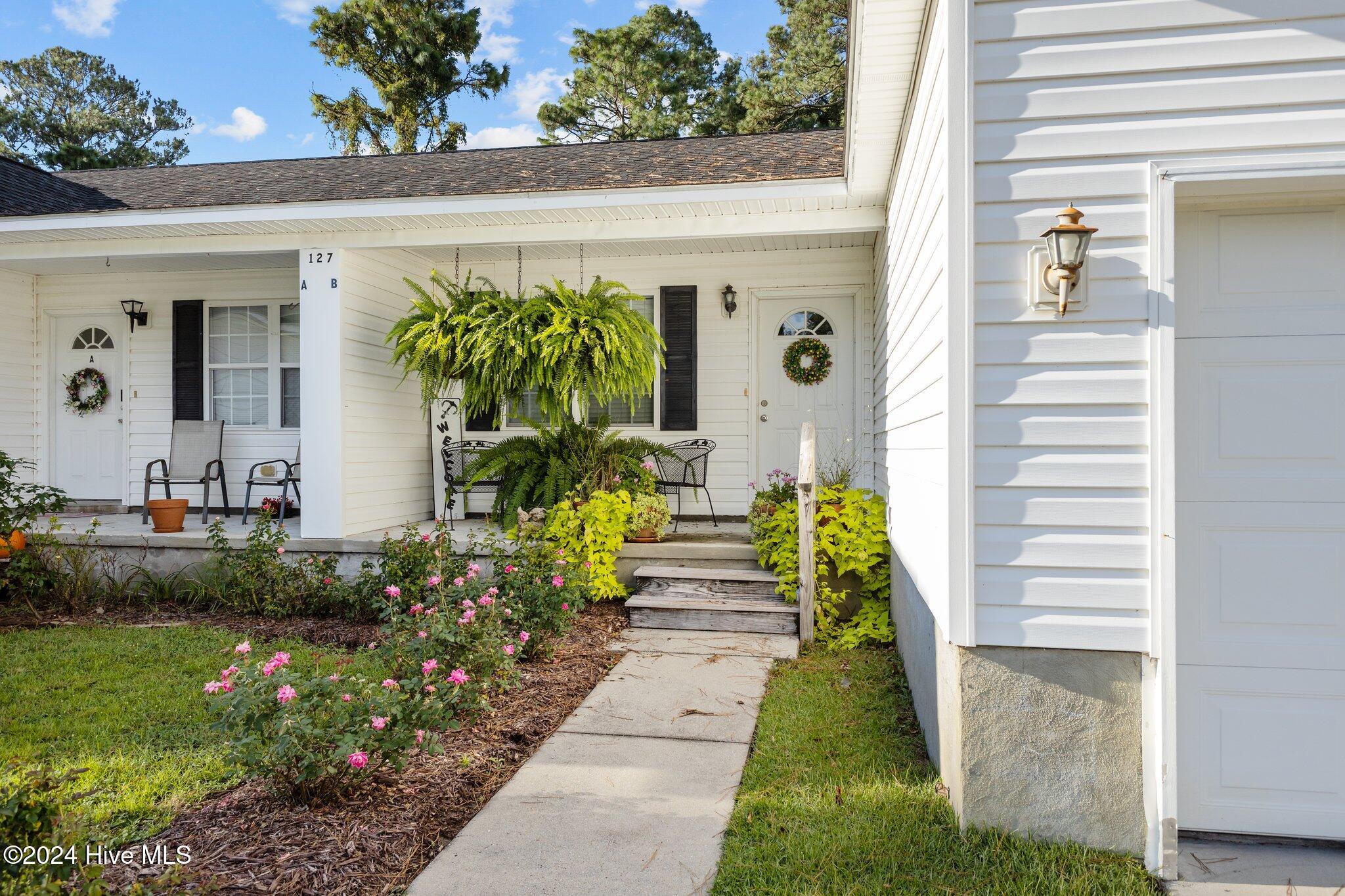 127 Fort Benjamin Road, Unit B Newport, NC 28570 - Photo 40 of 45 Front view
