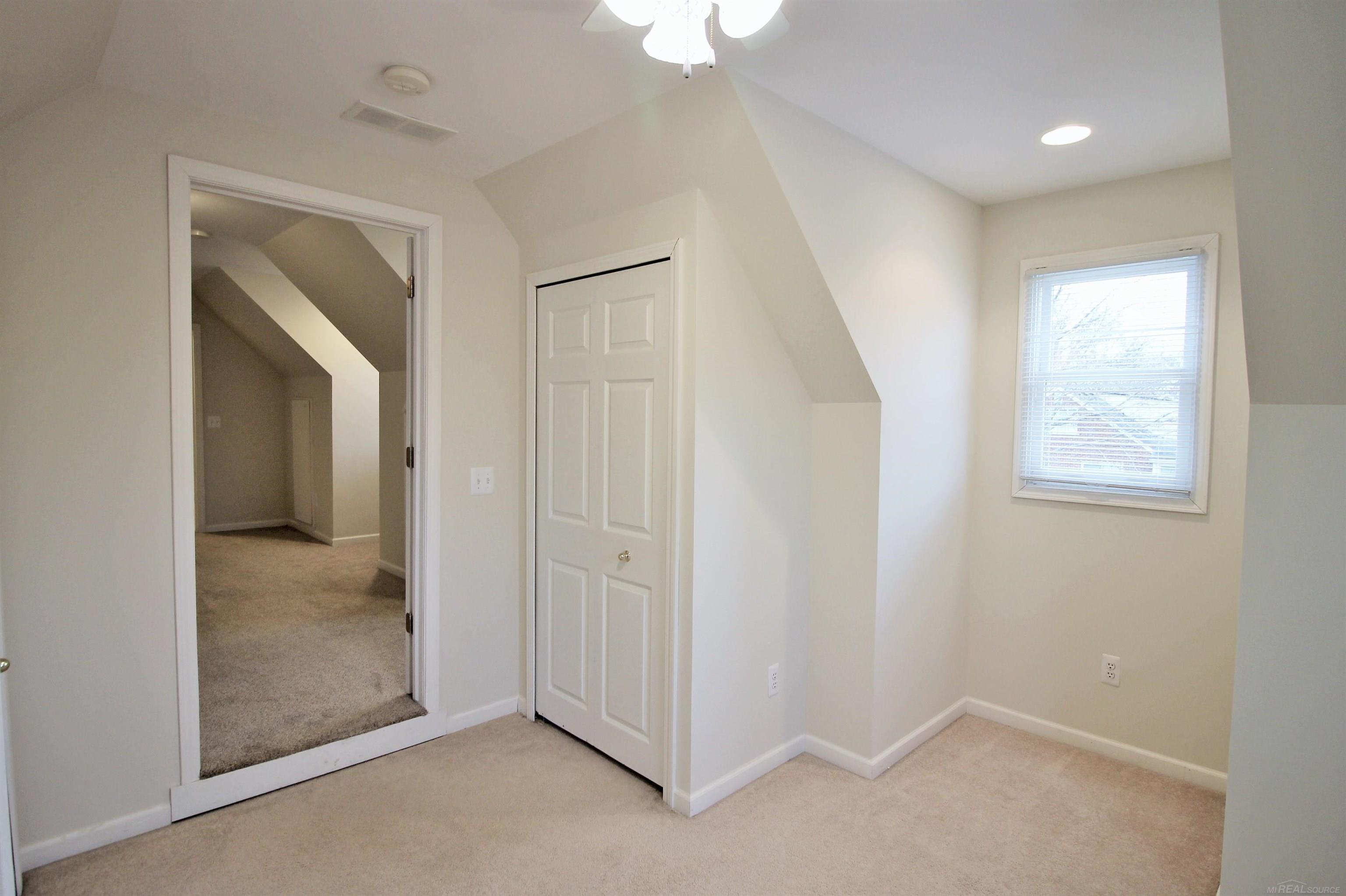 1424 Torrey Road Grosse Pointe Woods, MI 48236 - Photo 44 of 54