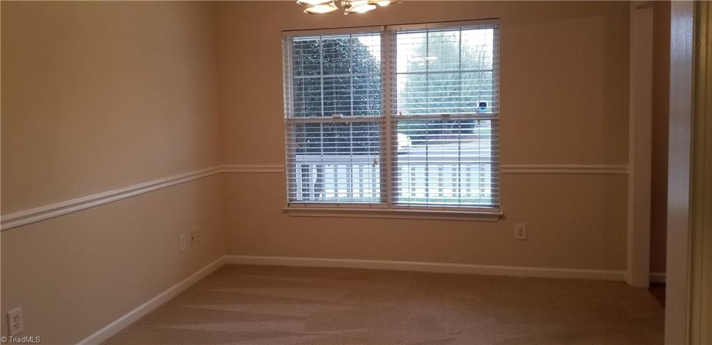 2942 WaterStone Loop High Point, NC 27265 - Photo 3 of 15 The dining room features chair rail moldings and double windows with 2" blinds. This room could also make a great office area or small den.