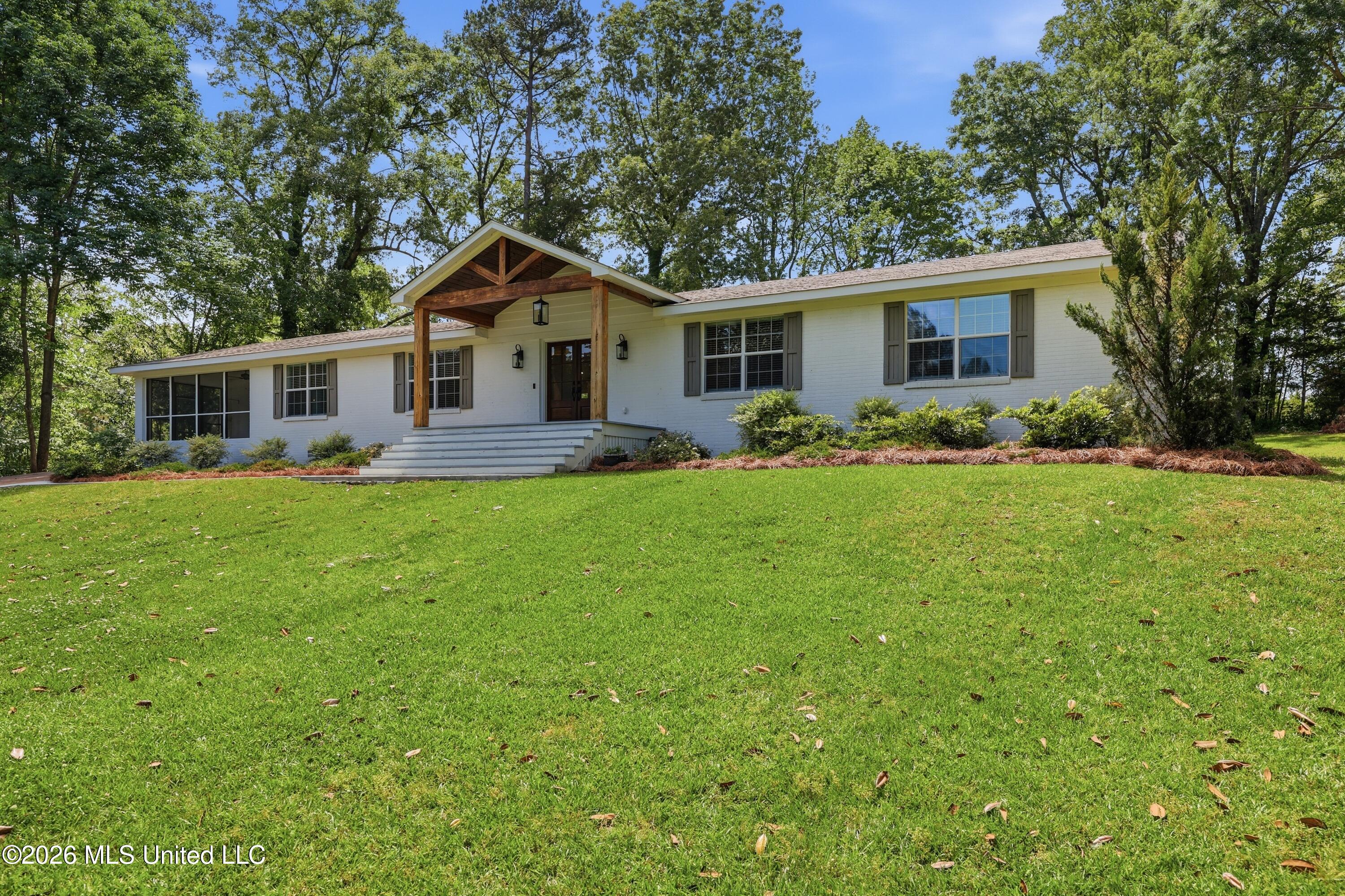 573 Clinton-Tinnin Road Clinton, MS 39056 - Photo 2 of 40 02-573 Clinton-Tinnin Rd _ Hometoursms.c