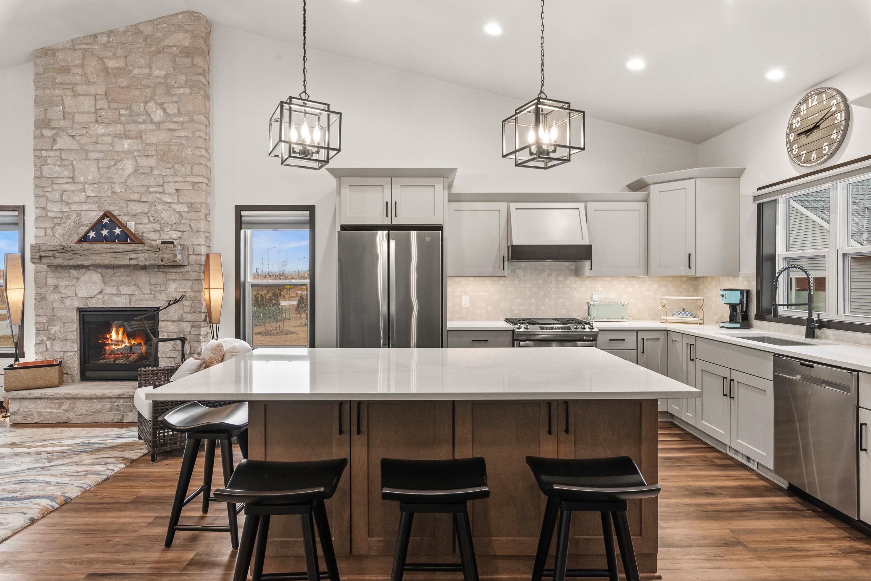 1400 Lighthouse Village Road Fond du Lac, WI 54937 - Photo 11 of 32