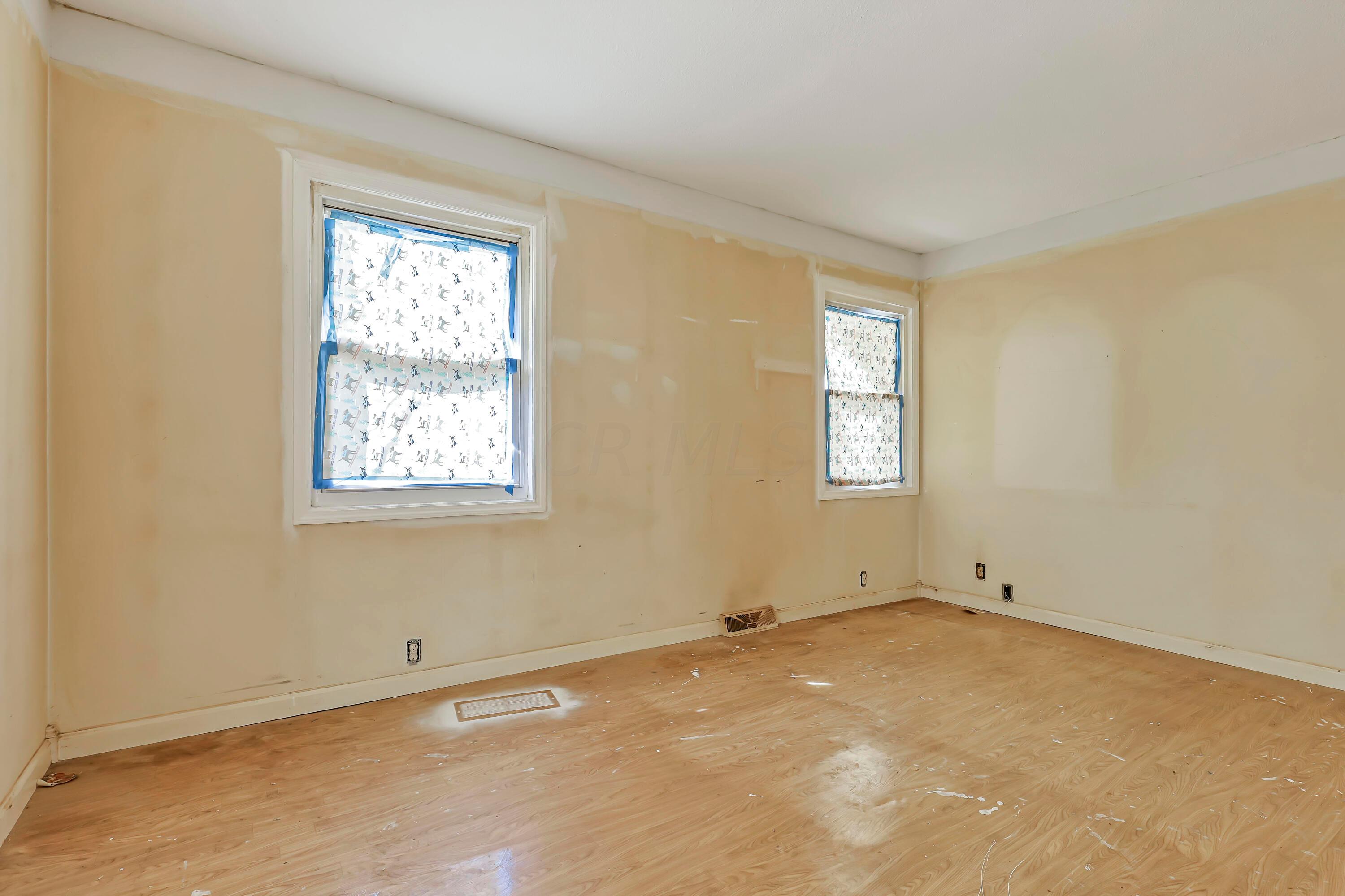 440 Stockbridge Road Columbus, OH 43207 - Photo 22 of 36 IMG_2135