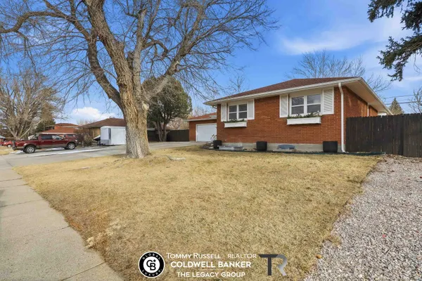 $525,000 | 3201 Hawthorne Avenue, Casper, WY 82604