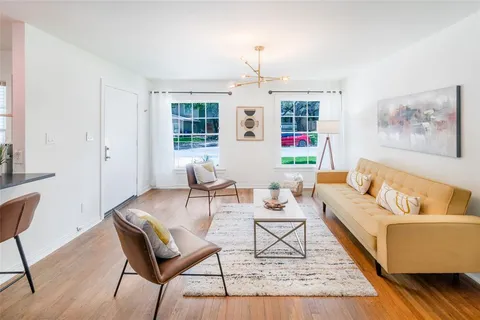 $3,100 | 1800 Winsted Lane, Unit A, Austin, TX 78703