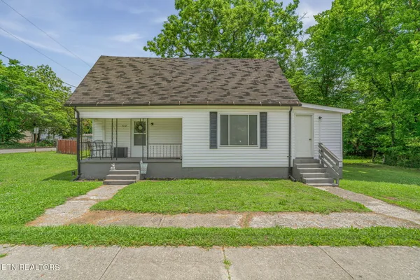 $214,900 | 612 West Strang Street, Rockwood, TN 37854