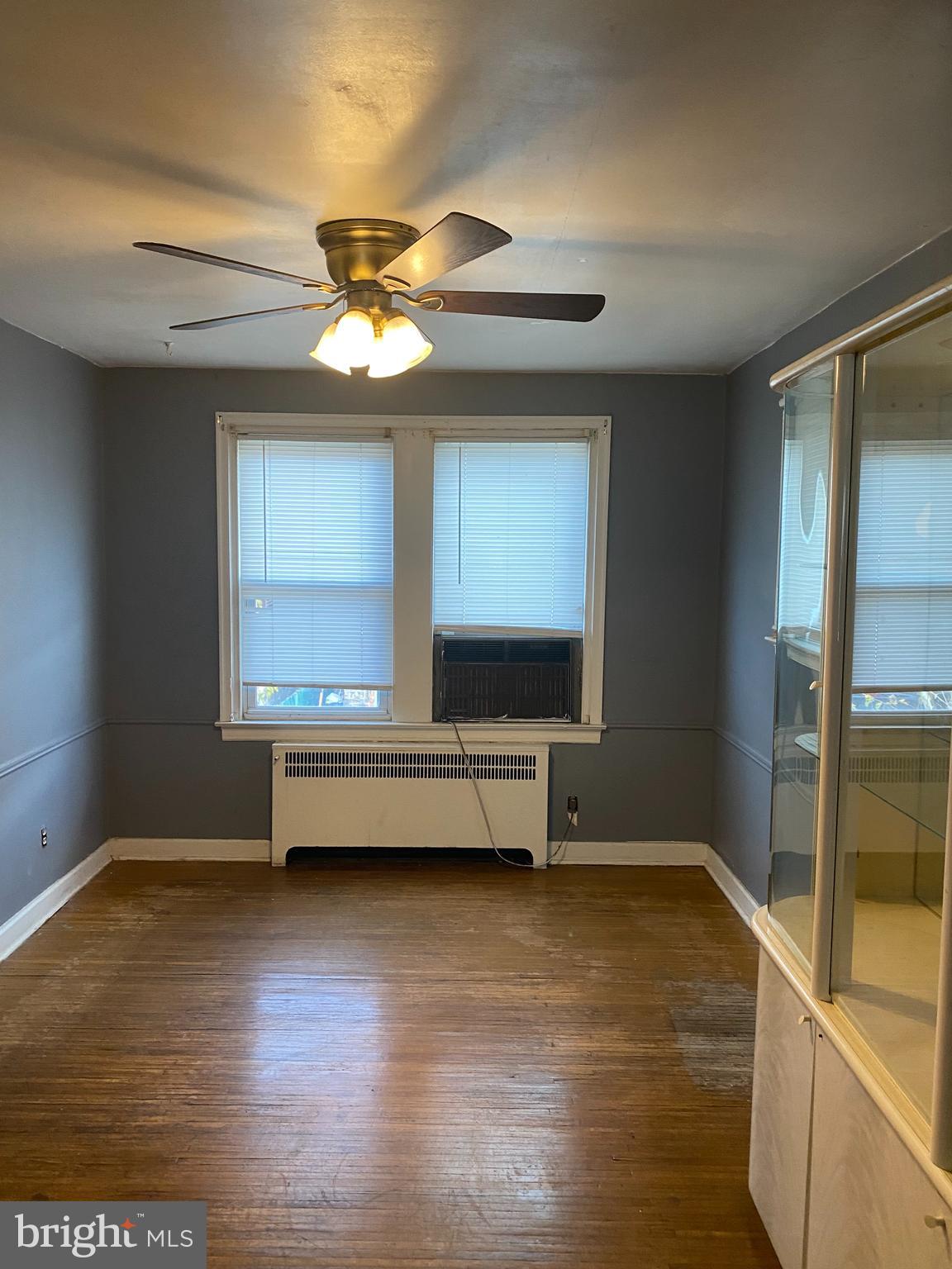 6049 Belden Street Philadelphia, PA 19149 - Photo 3 of 10