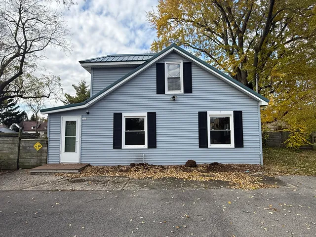 $199,900 | 321 Park Street, Walworth, WI 53184