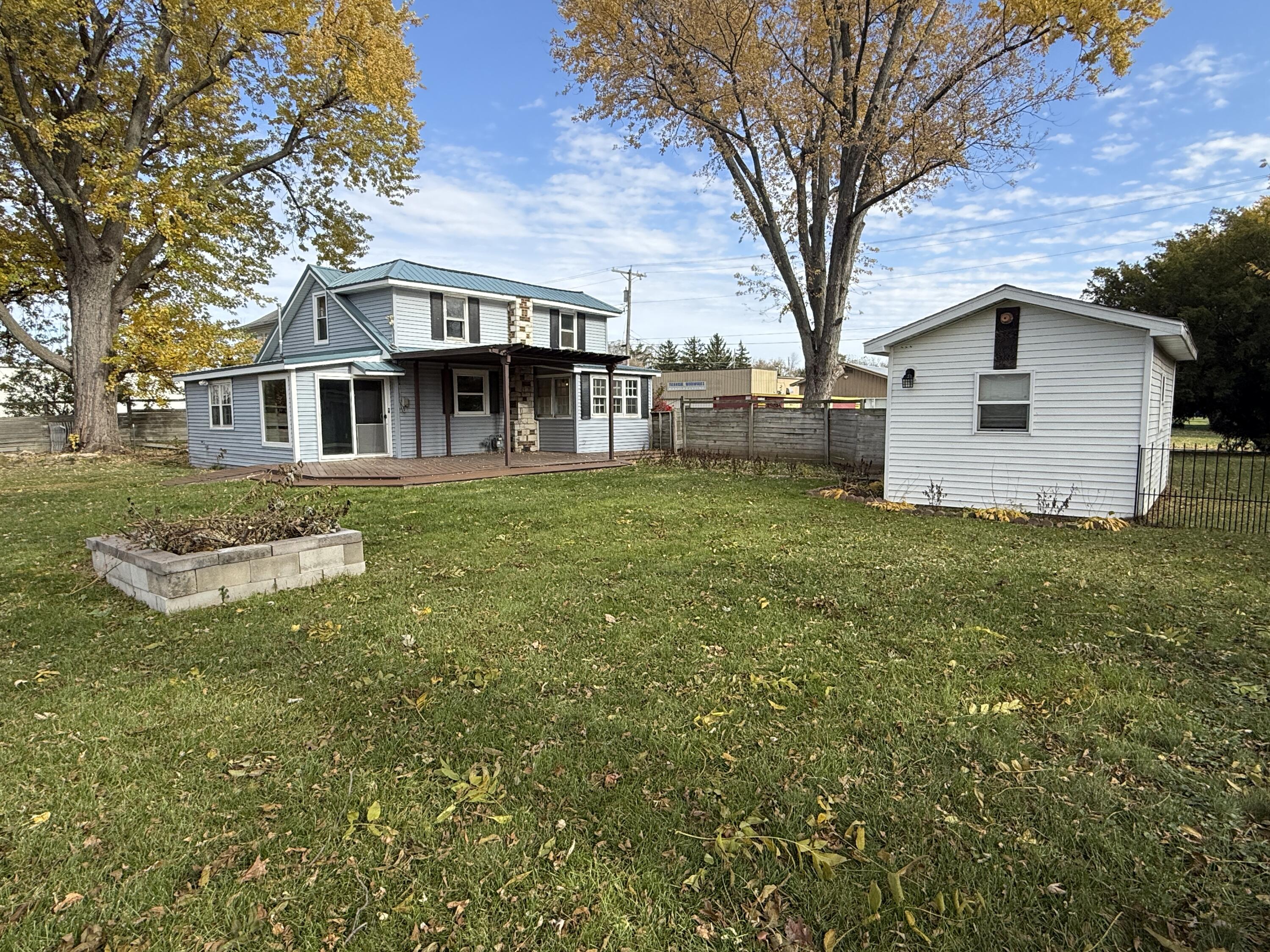 321 Park Street Walworth, WI 53184 - Photo 18 of 23 Back