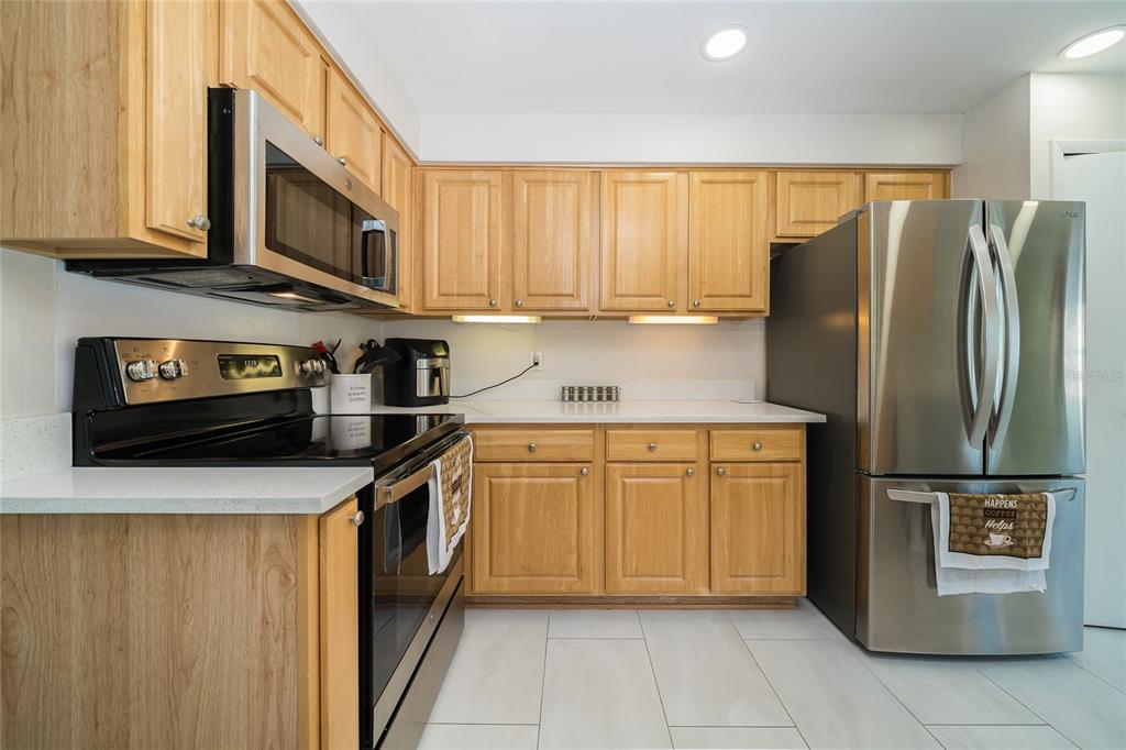 2063 Dunston Cove Road Clearwater, FL 33755 - Photo 13 of 52