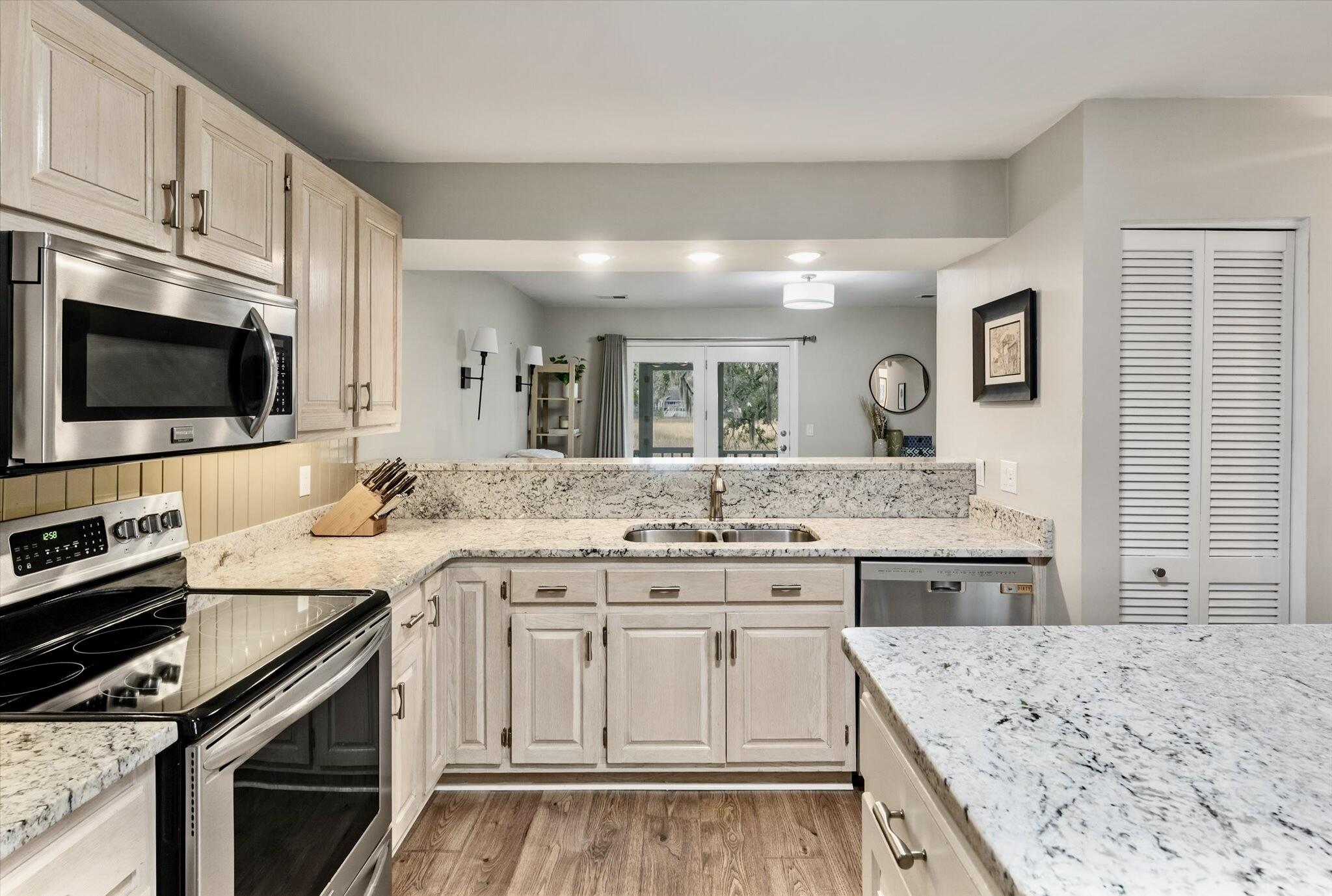 1080 Marsh Ct Lane Mount Pleasant, SC 29464 - Photo 11 of 34 14-1080 Marsh Court_i_Lowcountry_Exposur