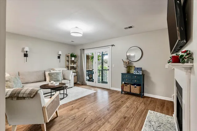 $600,000 | 1080 Marsh Ct Lane, Mount Pleasant, SC 29464