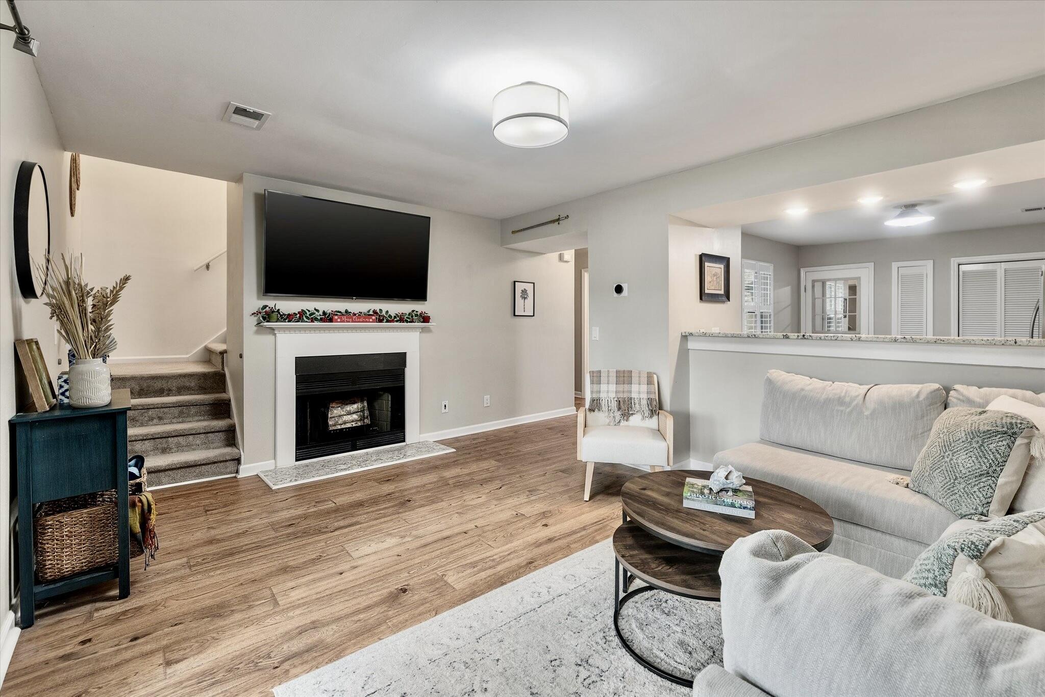 1080 Marsh Ct Lane Mount Pleasant, SC 29464 - Photo 20 of 34 10-1080 Marsh Court_i_Lowcountry_Exposur