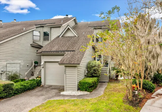 $600,000 | 1080 Marsh Ct Lane, Mount Pleasant, SC 29464