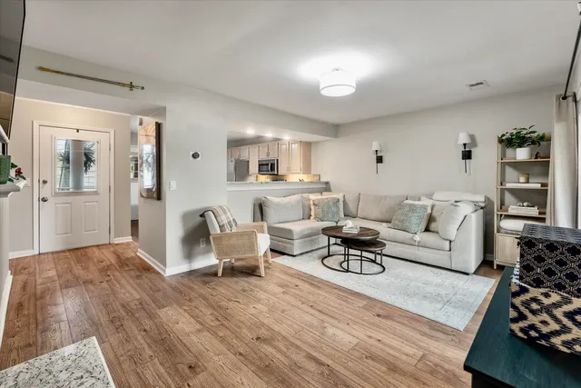 $600,000 | 1080 Marsh Ct Lane, Mount Pleasant, SC 29464