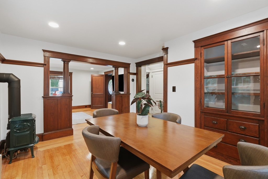6 Findlay Street Wakefield, MA 01880 - Photo 9 of 40