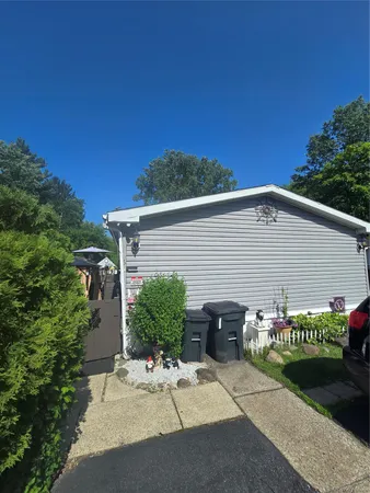 $315,000 | 6 Hopf Drive, Nanuet, NY 10954