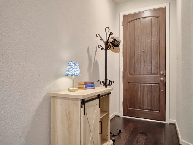 $398,000 | 400 Beken Cove Lane, La Porte, TX 77571