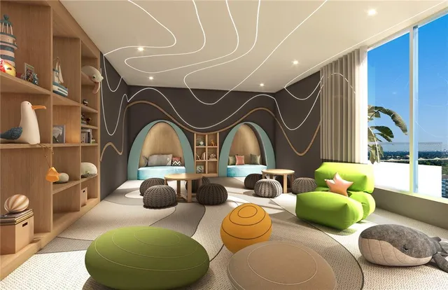 $2,500,000 | 5701 Bowen Daniel Drive, Unit 706, Tampa, FL 33616