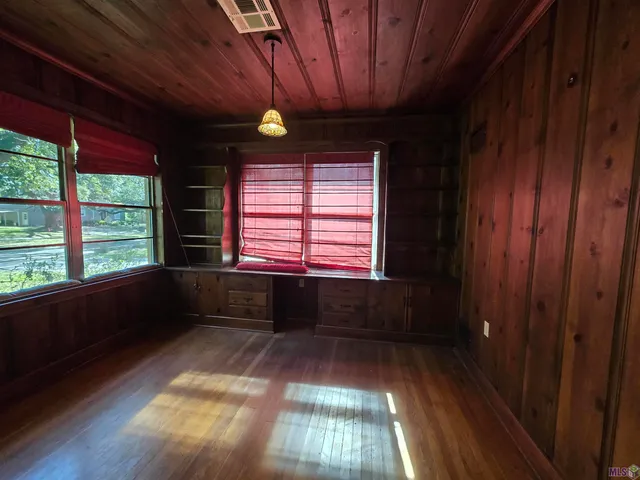 $2,000 | 1924 Glenmore Avenue, Baton Rouge, LA 70808