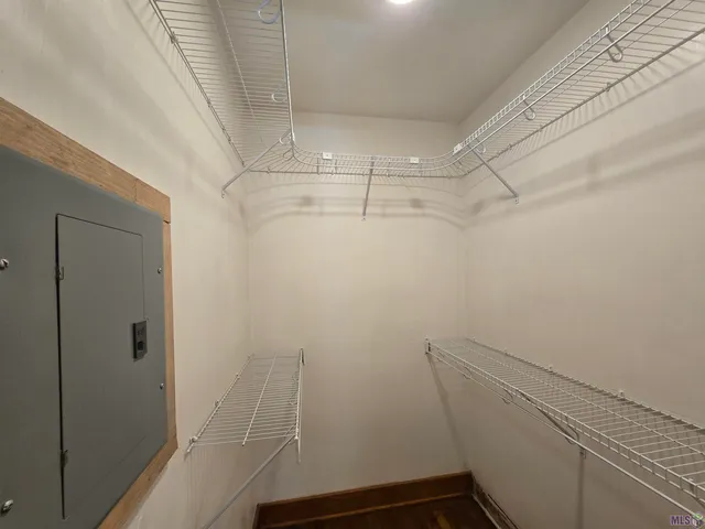 $2,000 | 1924 Glenmore Avenue, Baton Rouge, LA 70808