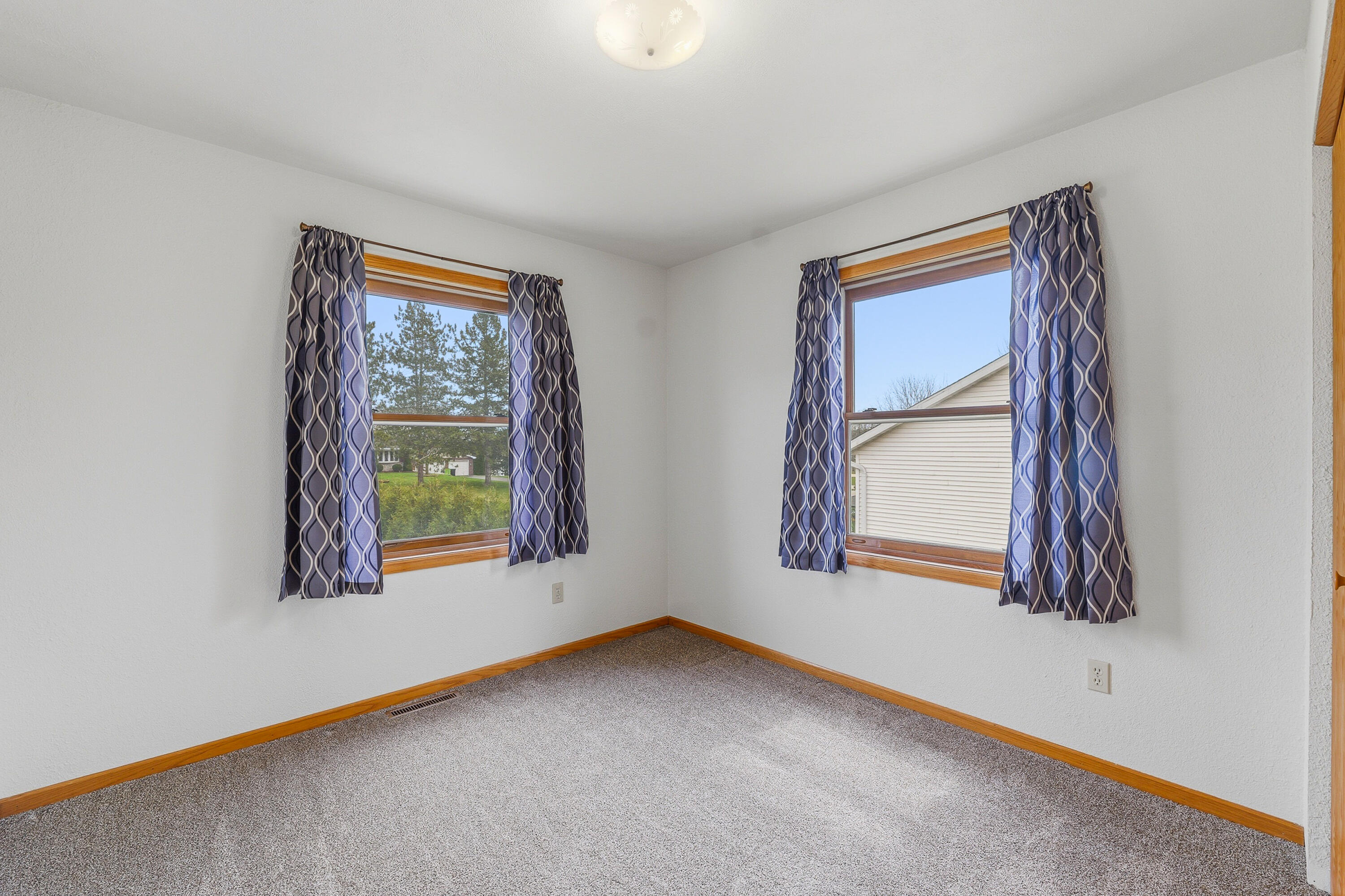 N4493 Hickory Road Hustisford, WI 53034 - Photo 13 of 31 P1660599