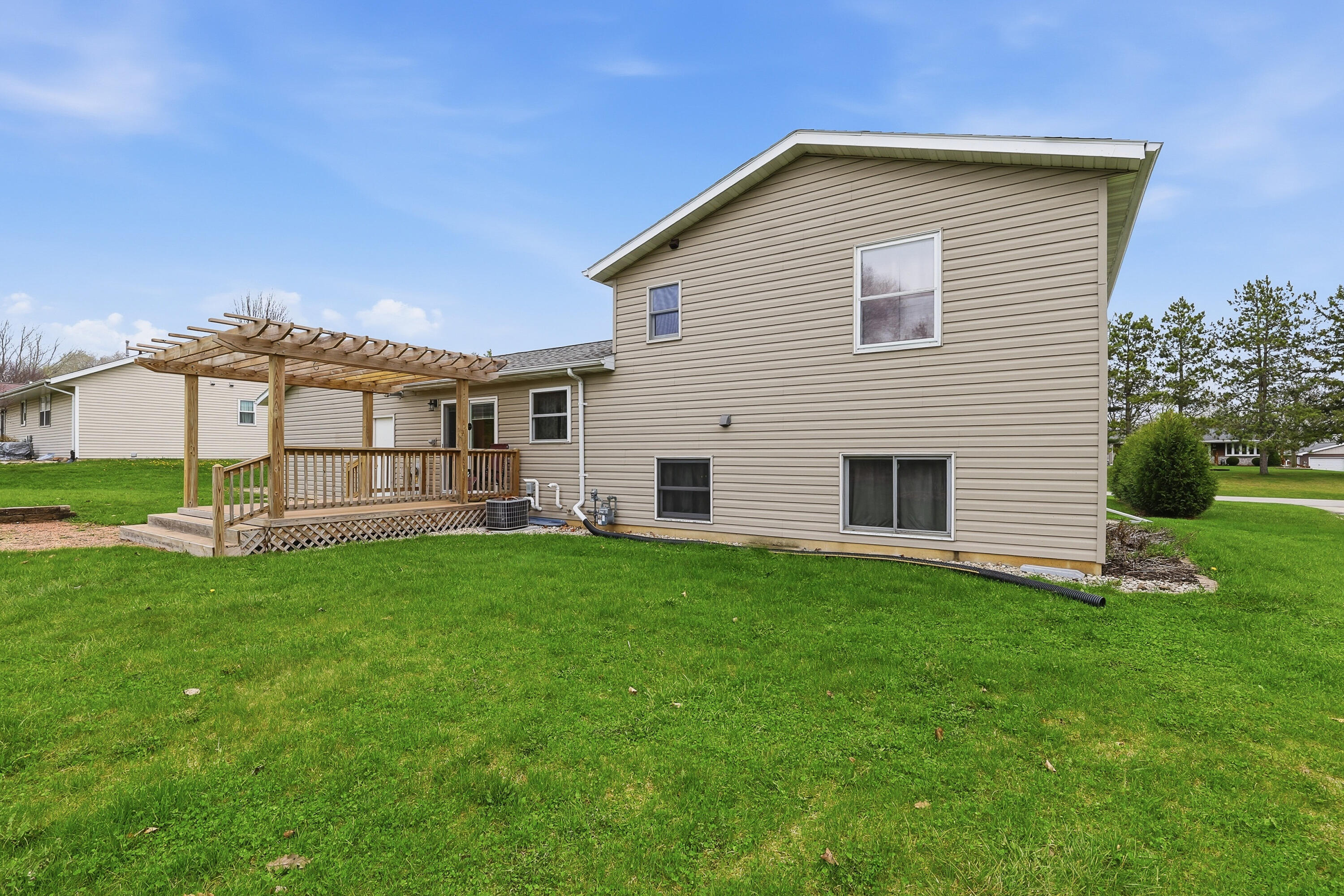 N4493 Hickory Road Hustisford, WI 53034 - Photo 28 of 31 P1660478