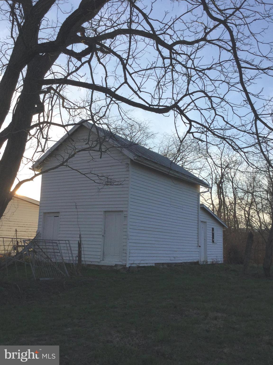 14417 Senedo Road Mount Jackson, VA 22842 - Photo 7 of 8 Barn/shed